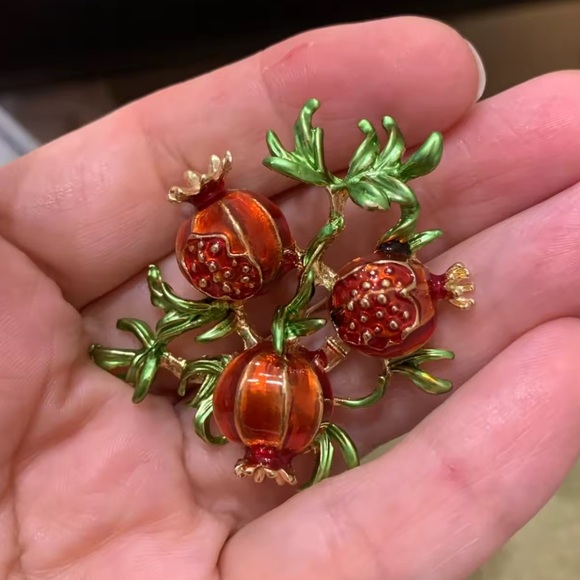 Betsey Johnson Longevity Red Pomegranate Brooch - Picture 4 of 7
